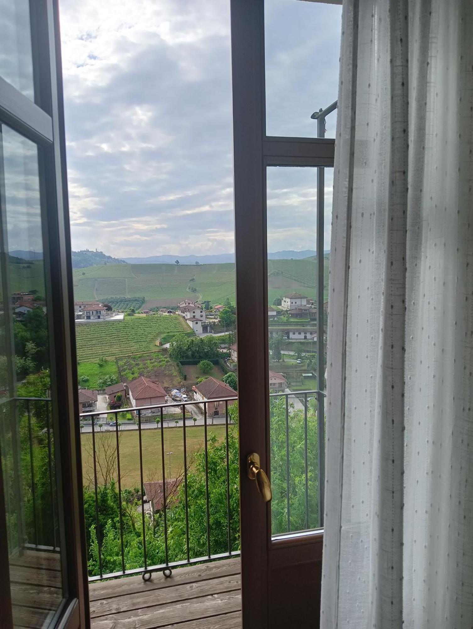 Il Borgo B&B Castellinaldo Ngoại thất bức ảnh