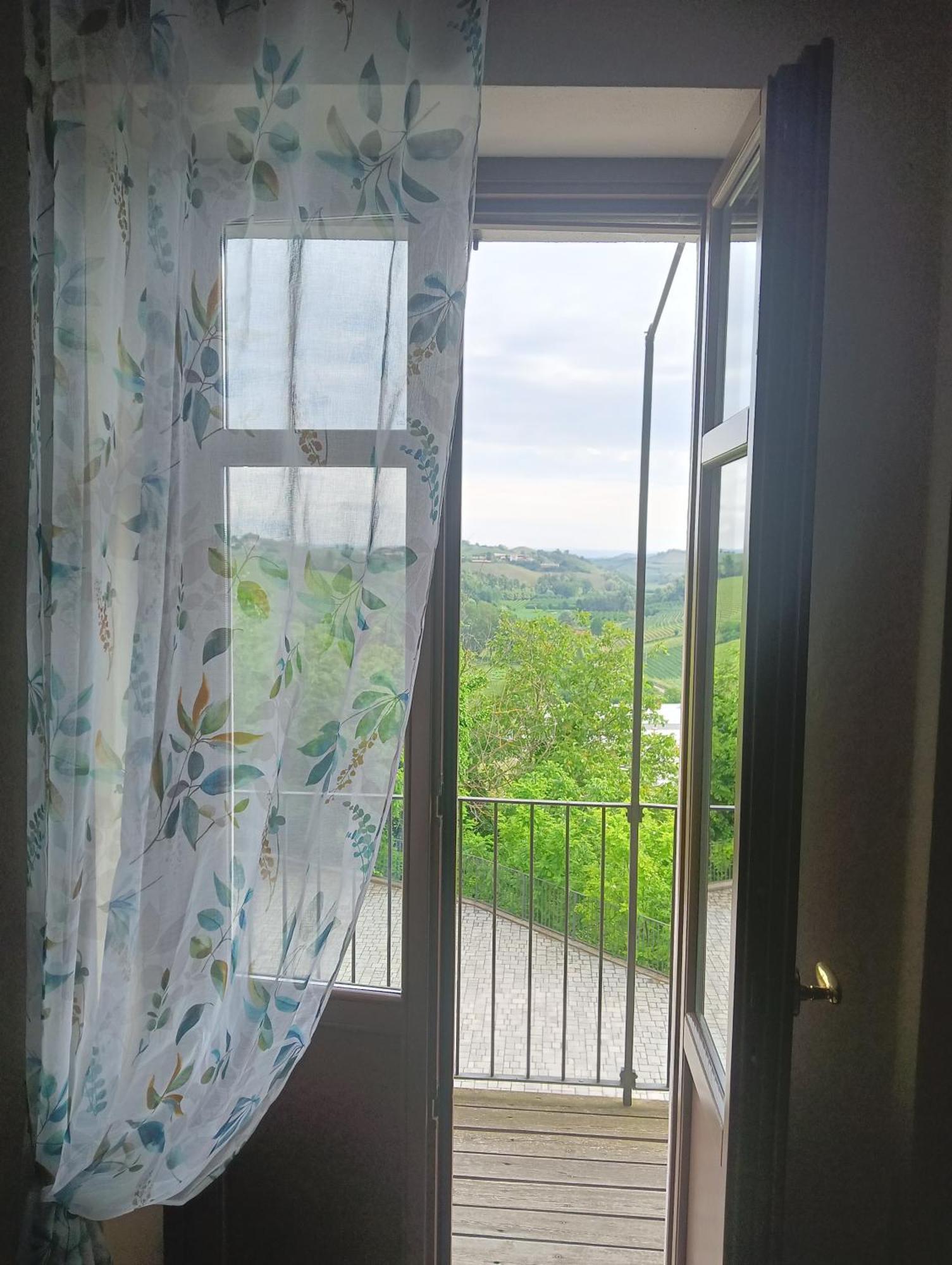 Il Borgo B&B Castellinaldo Ngoại thất bức ảnh